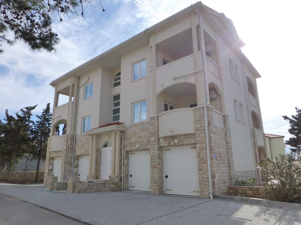 Apartment Adrijana Novalja Exterior foto
